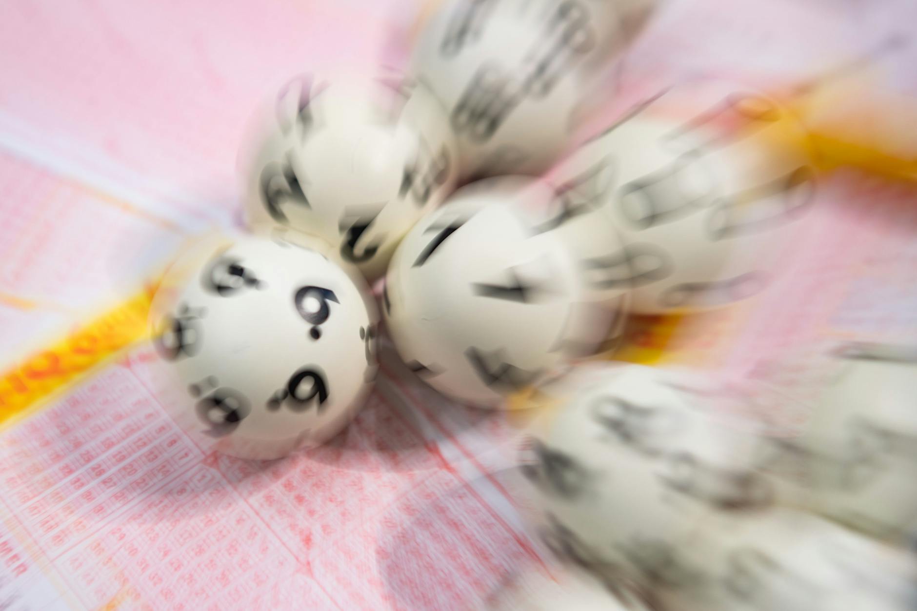Plötzlich superreich: Berliner räumt 4,4 Millionen Euro im Lotto ab!