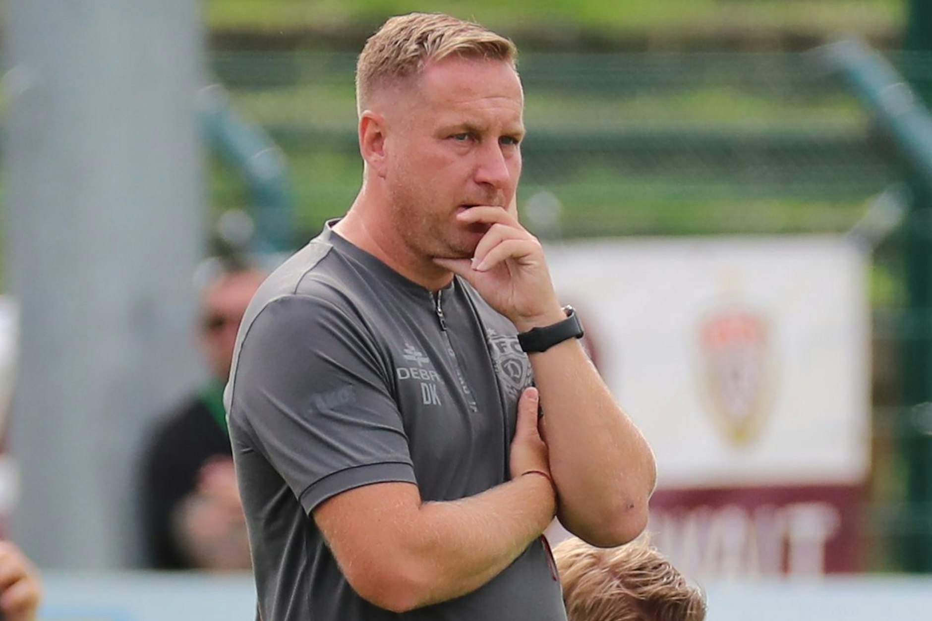 BFC-Trainer Dennis Kutrieb spürt den großen Druck, der gerade auf ihm und den Dynamos lastet.