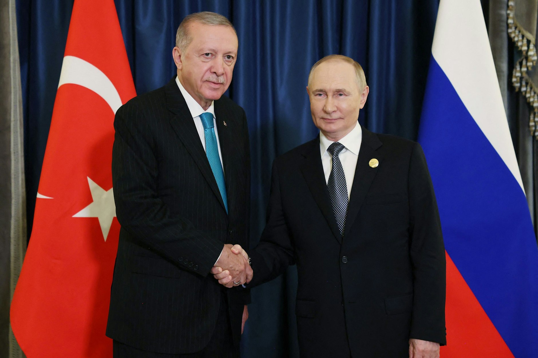 Recep Tayyip Erdogan und Wladimir Putin beim Gipfel des Shanghai Cooperation Organization Council in Tianjin, China.