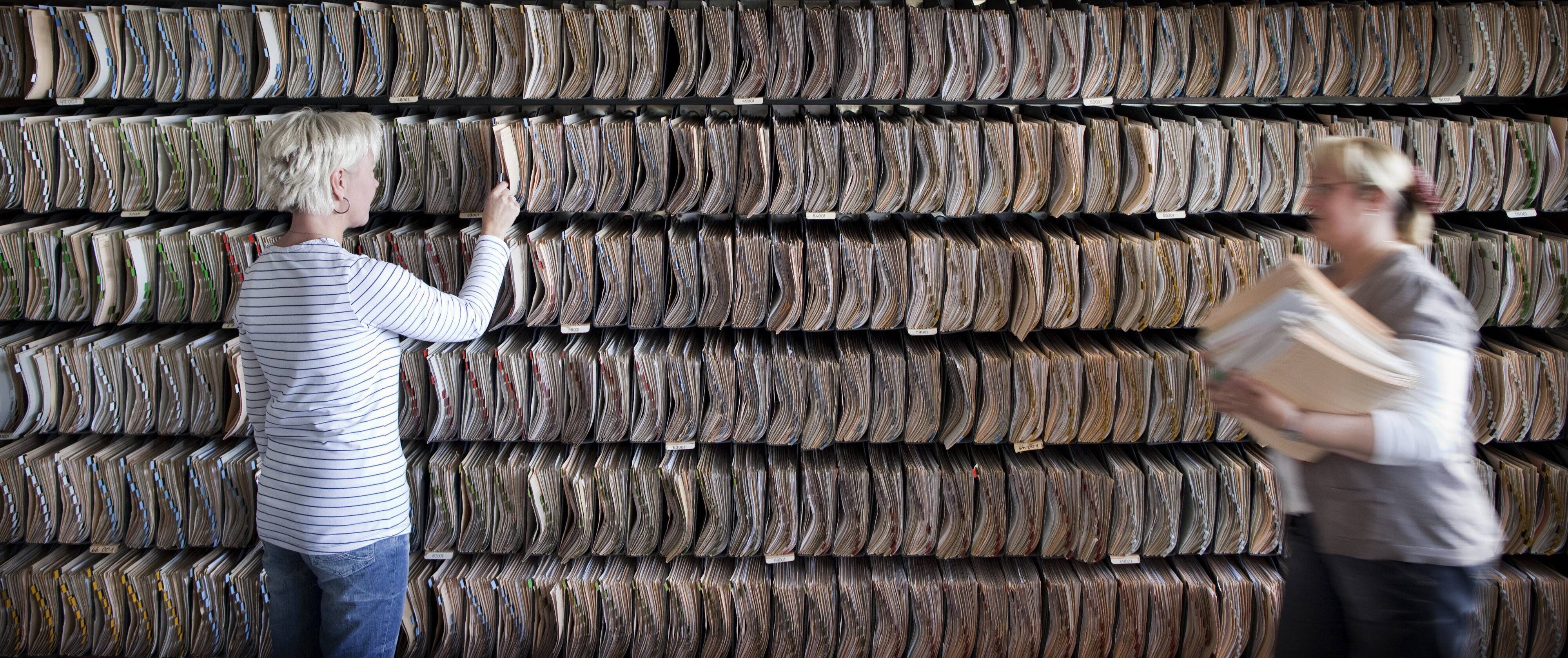 „Tut mir leid“, sagt das Amt: Digitalisierung macht Behörden komplett irre