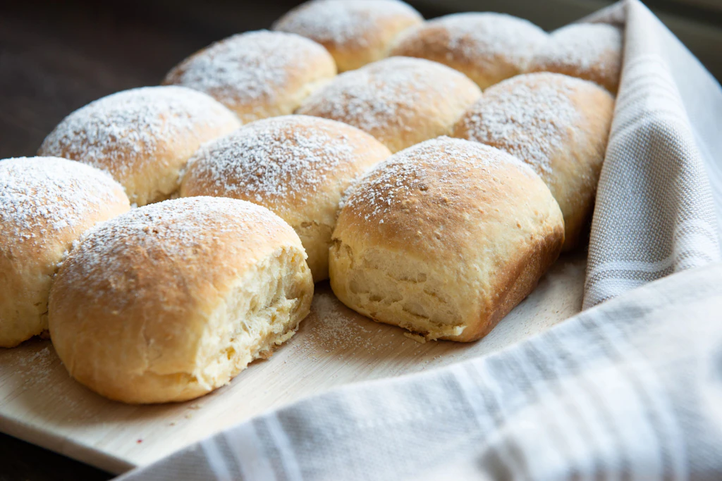 Gefüllte Buchteln wie in „Das große Backen“: Rezept für Omas Klassiker