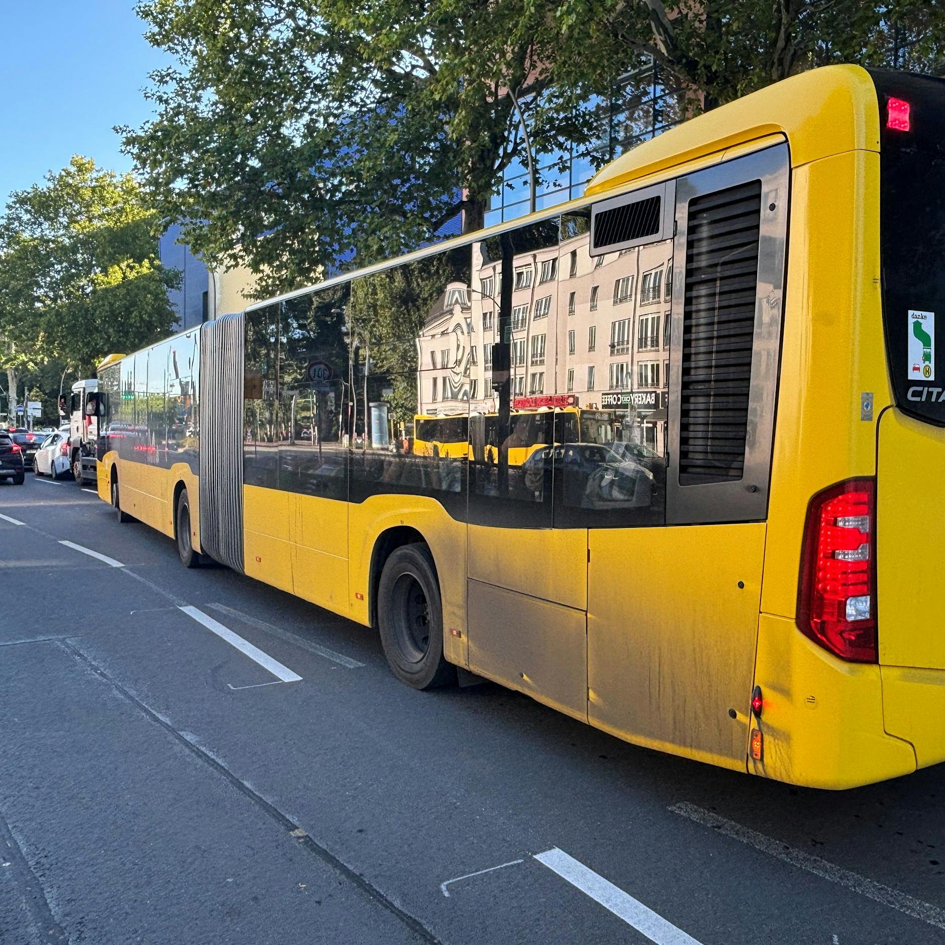 Busse gestrichen: BVG kapituliert vor dem A100-Chaos in Treptow