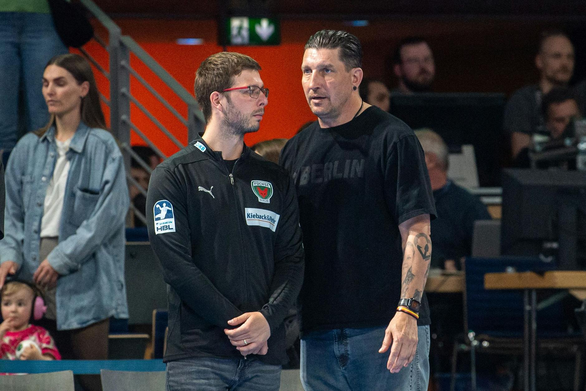 Trainer Jaron Siewert (l.) und Vorstand Sport Stefan Kretzschmar müssen die Füchse Berlin mit sofortiger Wirkung verlassen.