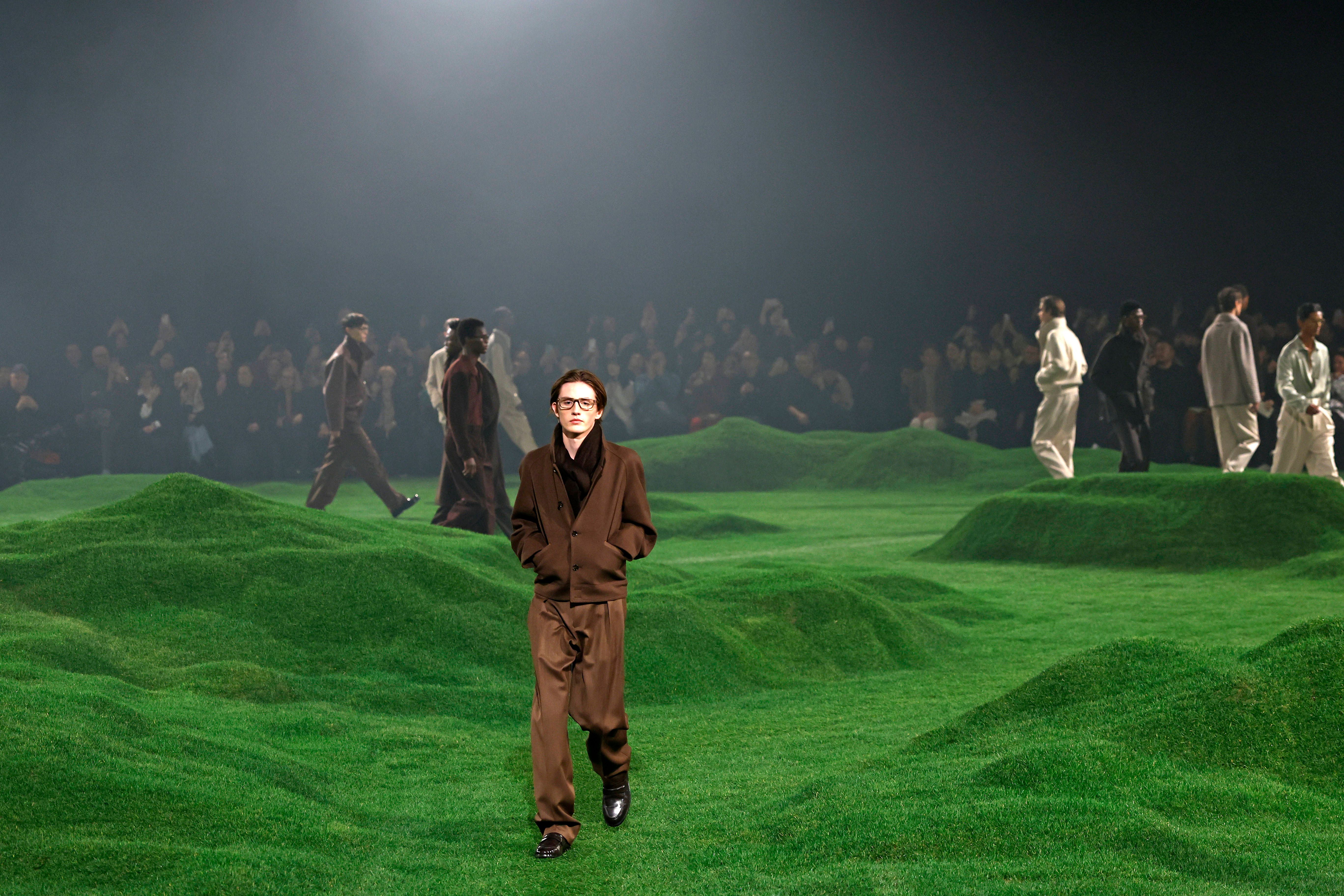 Braune Hosen überall – Ein Trend, der auch Berlin erfasst hat