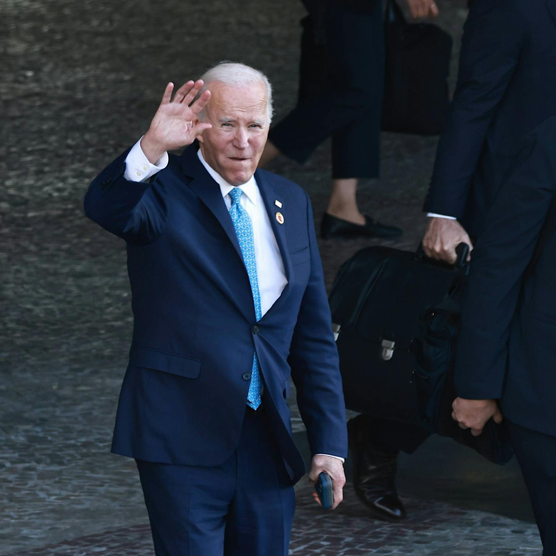 Joe Biden nach Hautkrebs-OP mit Narbe am Kopf in Delaware gesichtet