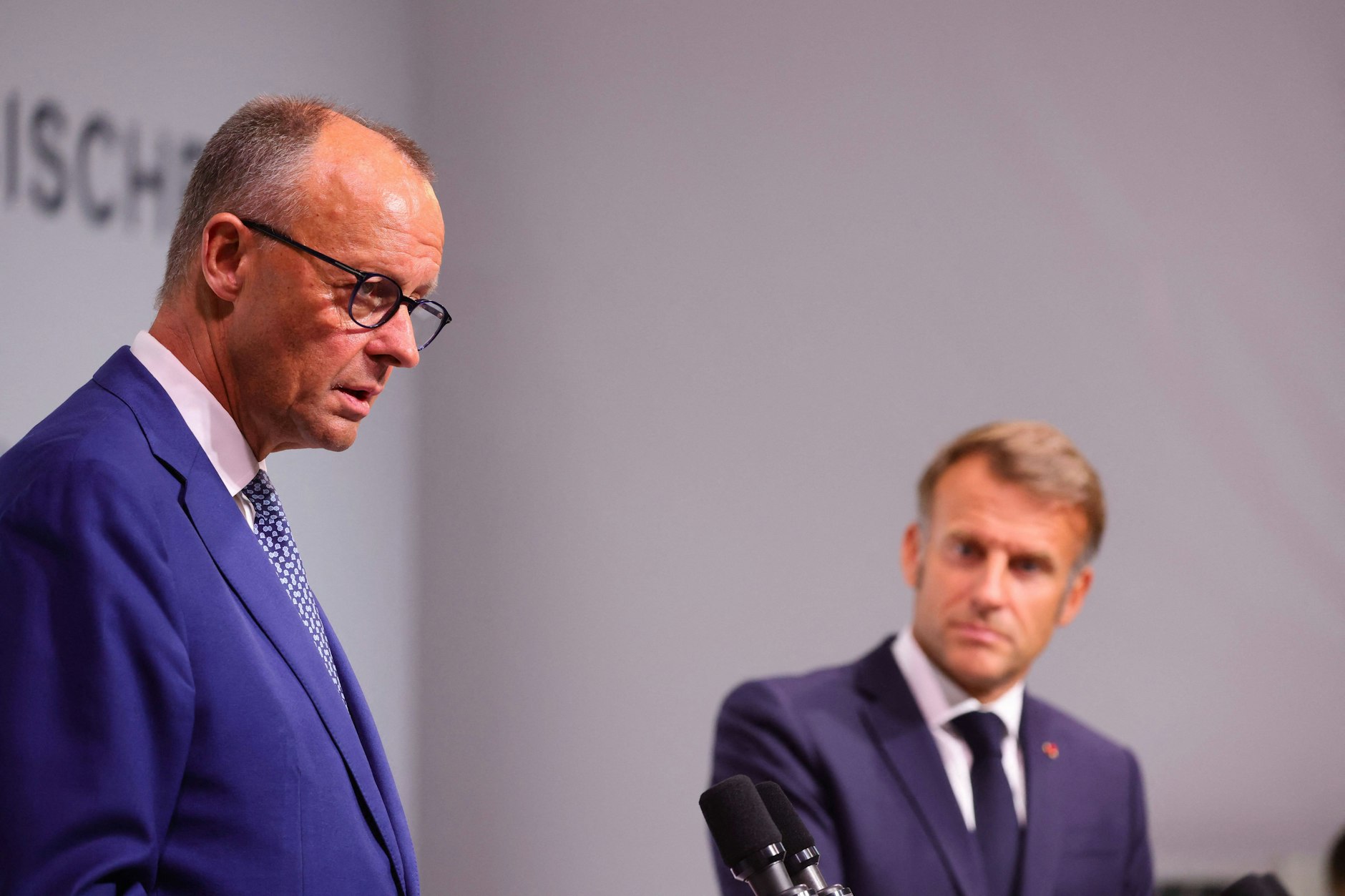 Bundeskanzler Friedrich Merz und Frankreichs Präsident Emmanuel Macron während des deutsch-französischen Ministerrats Ende August