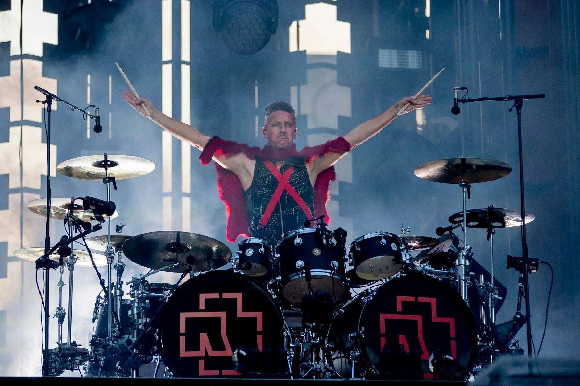 Rammstein-Schlagzeuger Christoph Schneider auf der Europa Stadion Tour 2019