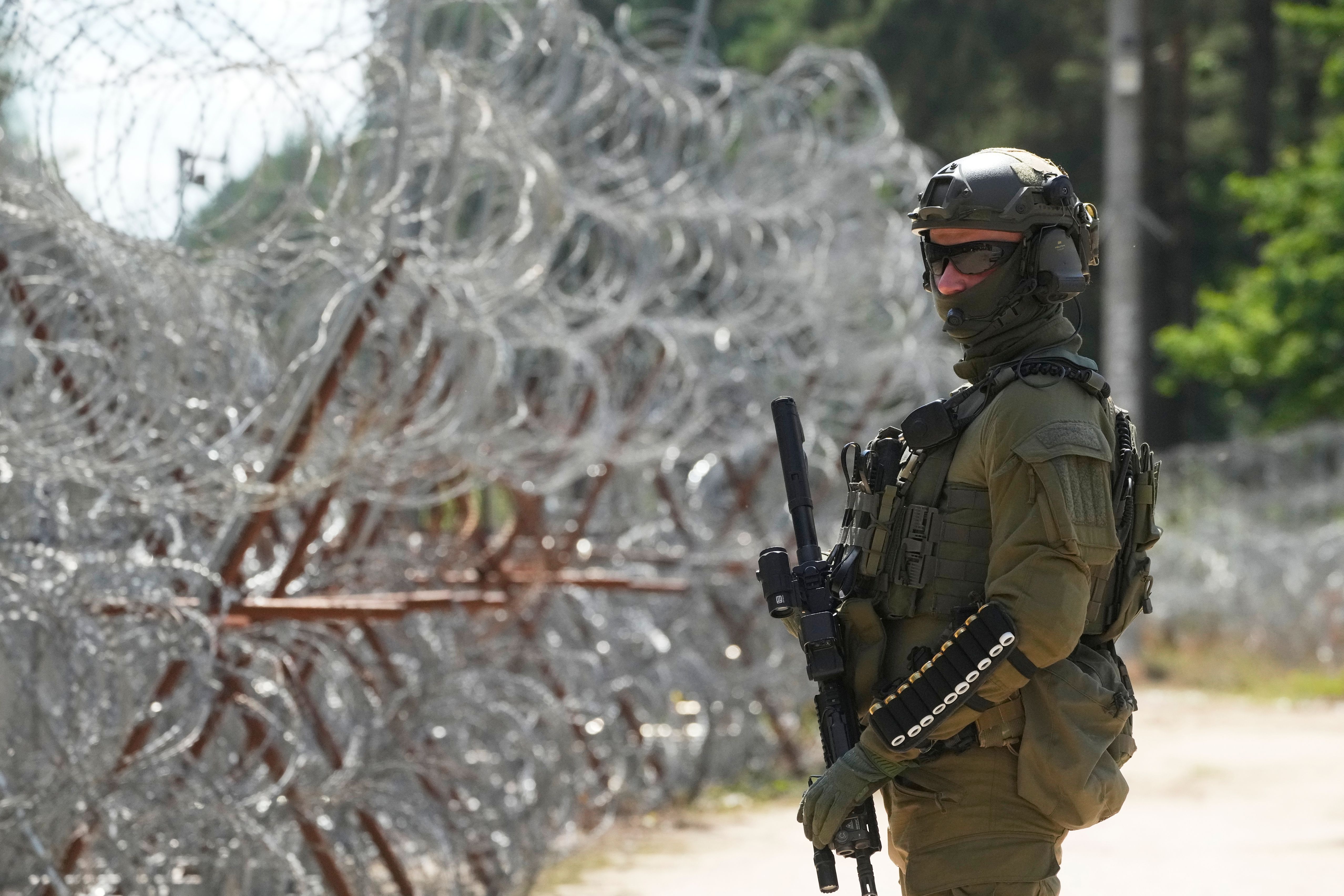 Nach Drohnen-Vorfall: Polen verlegt 40.000 Soldaten an Grenze zu Russland und Belarus
