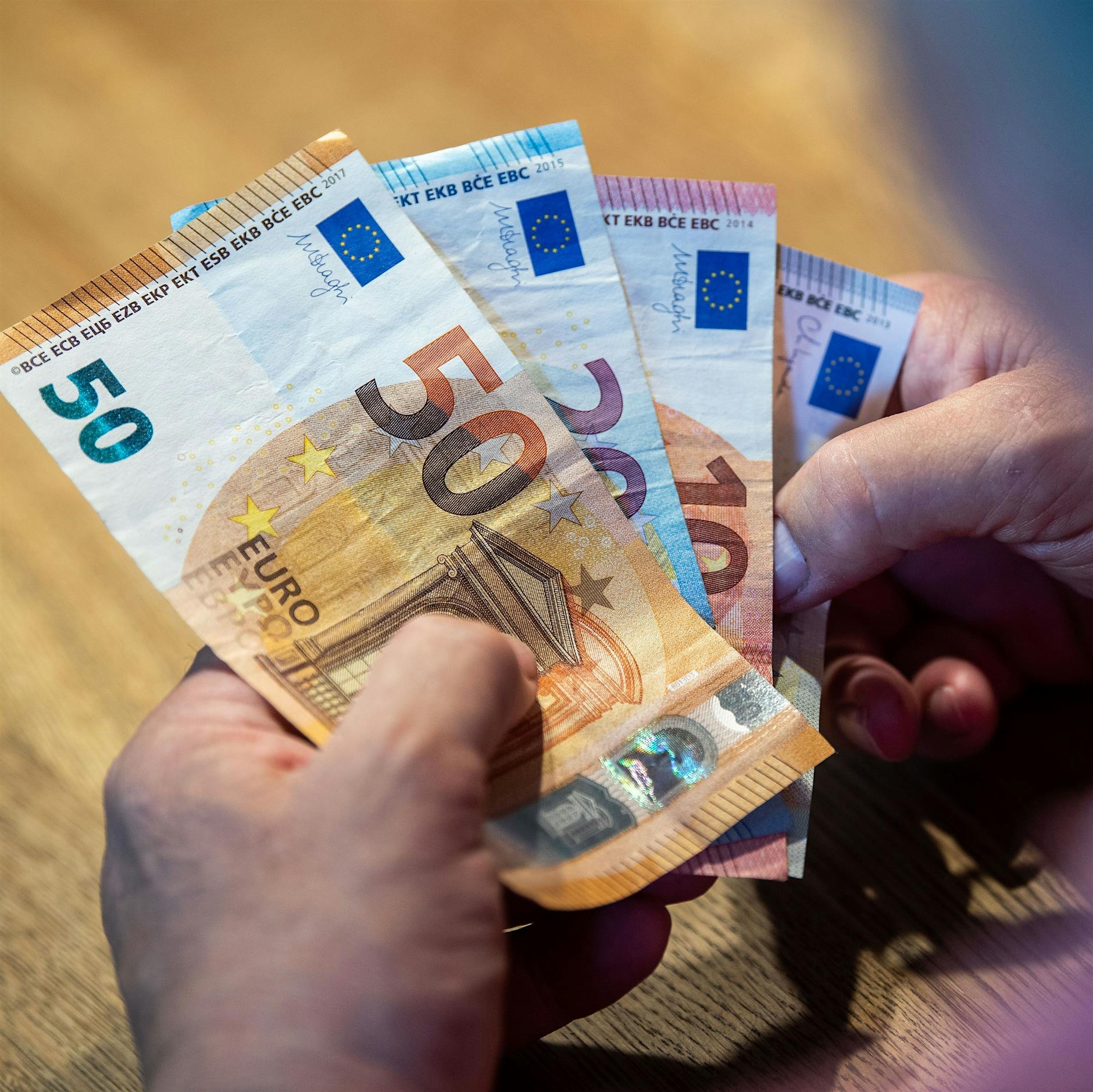 42 Prozent der deutschen Rentner haben weniger als 1000 Euro im Monat!