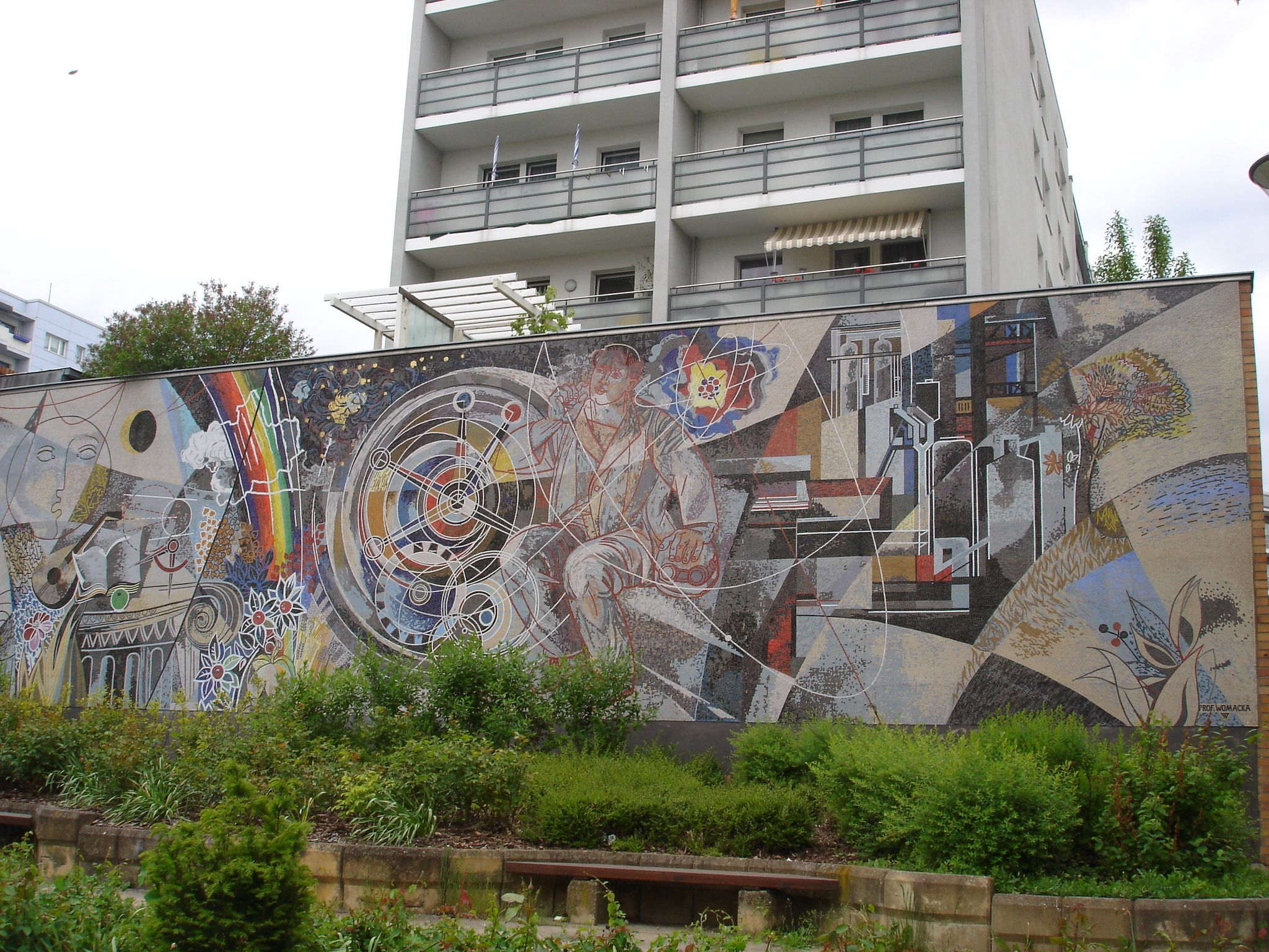 Walter Womacka: Berlin-Marzahn ehrt den Kultmaler der DDR