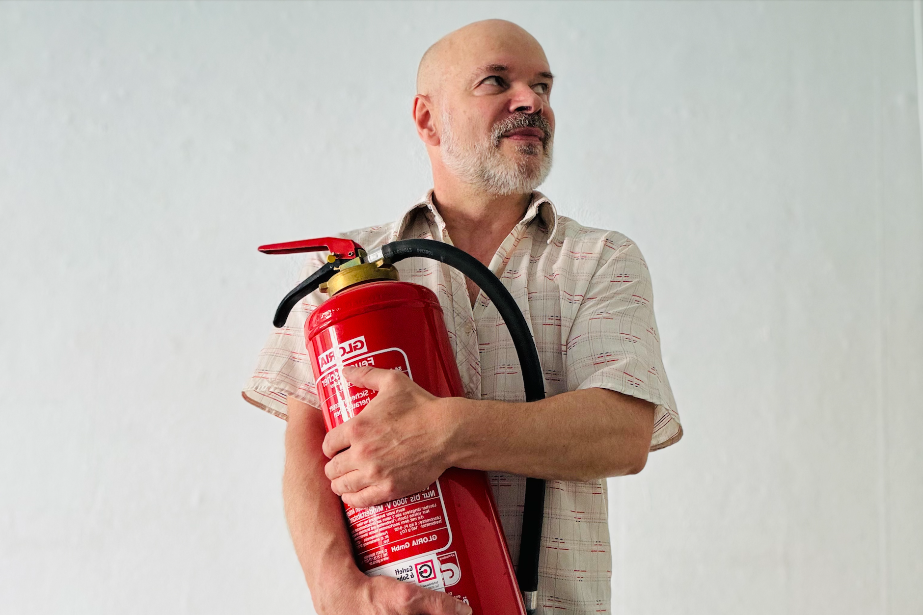 Erec Schumacher ist mit den verschiedensten Mitteln im Dienste der Poesie unterwegs.