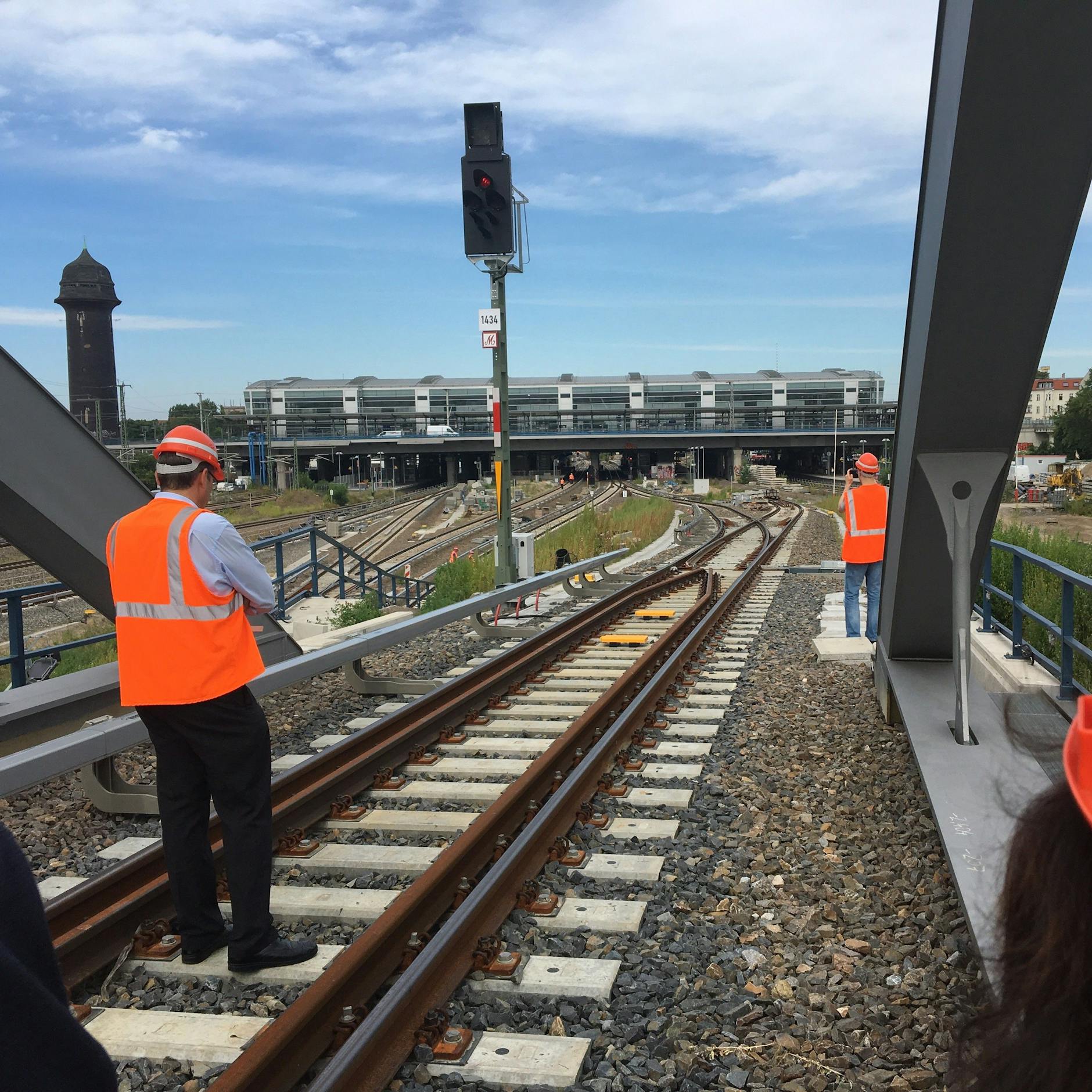 Image - S-Bahn Berlin: Warum laufen immer häufiger Menschen auf den Gleisen?