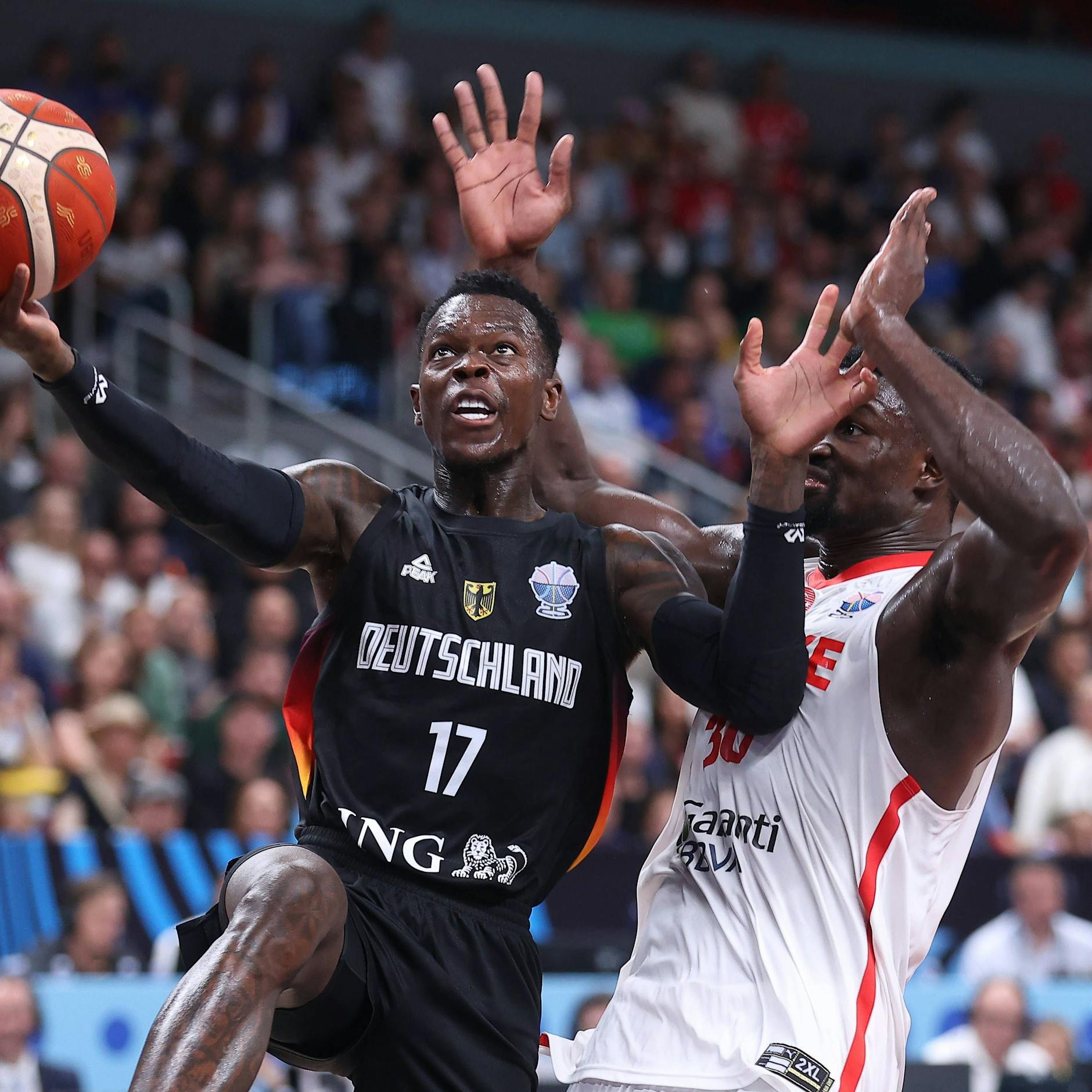 Image - Dennis Schröder sorgt für Entscheidung: Deutsche Basketballer sind Europameister