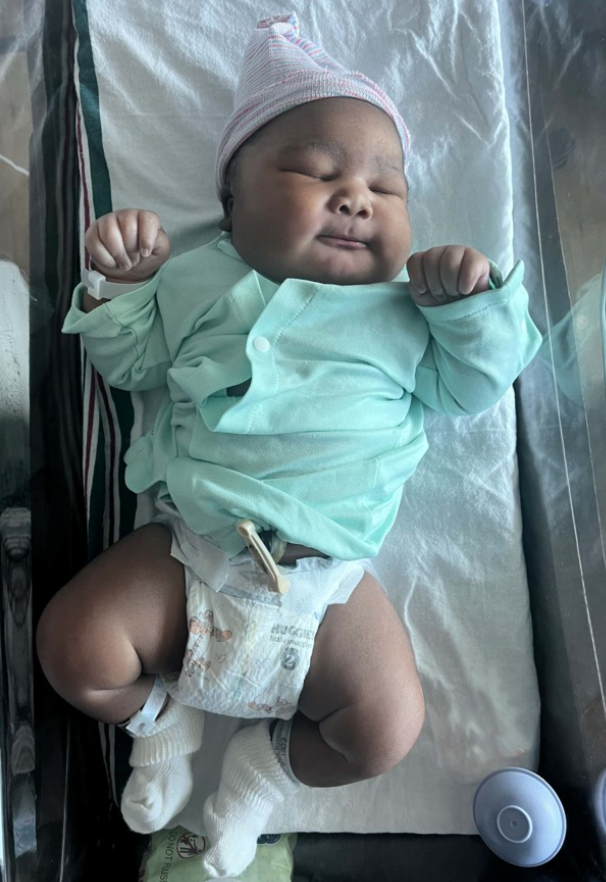 40-Jährige bringt Baby mit mehr als sechs Kilo zur Welt