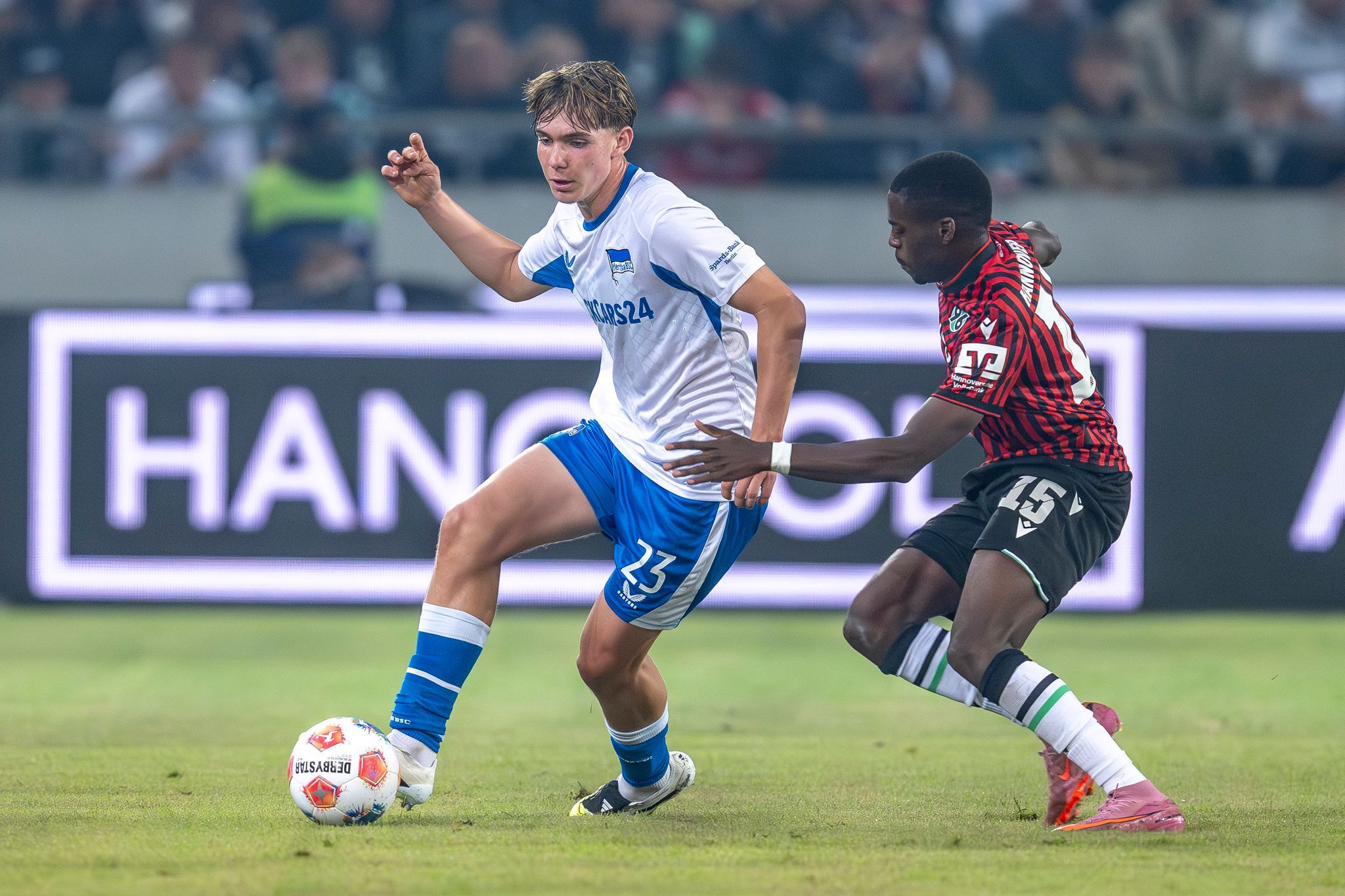 Wagenburg für Kennet: Hertha BSC kann großes Kino