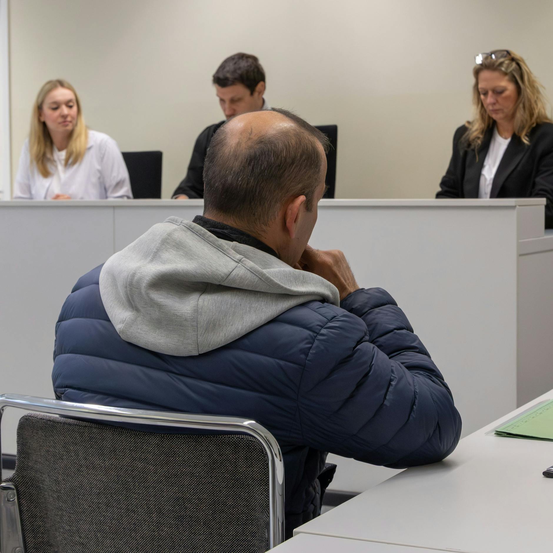 Image - Transporter-Fahrer gegen Radfahrer - das geht heftig aus