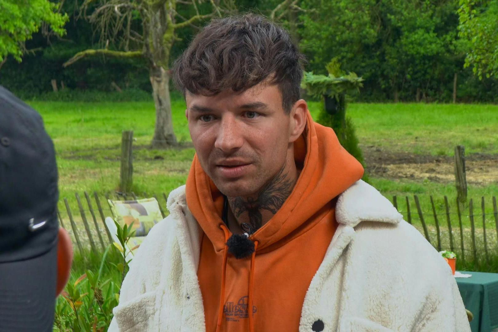 Micha wehrt sich gegen die Behauptung, er würde lügen.