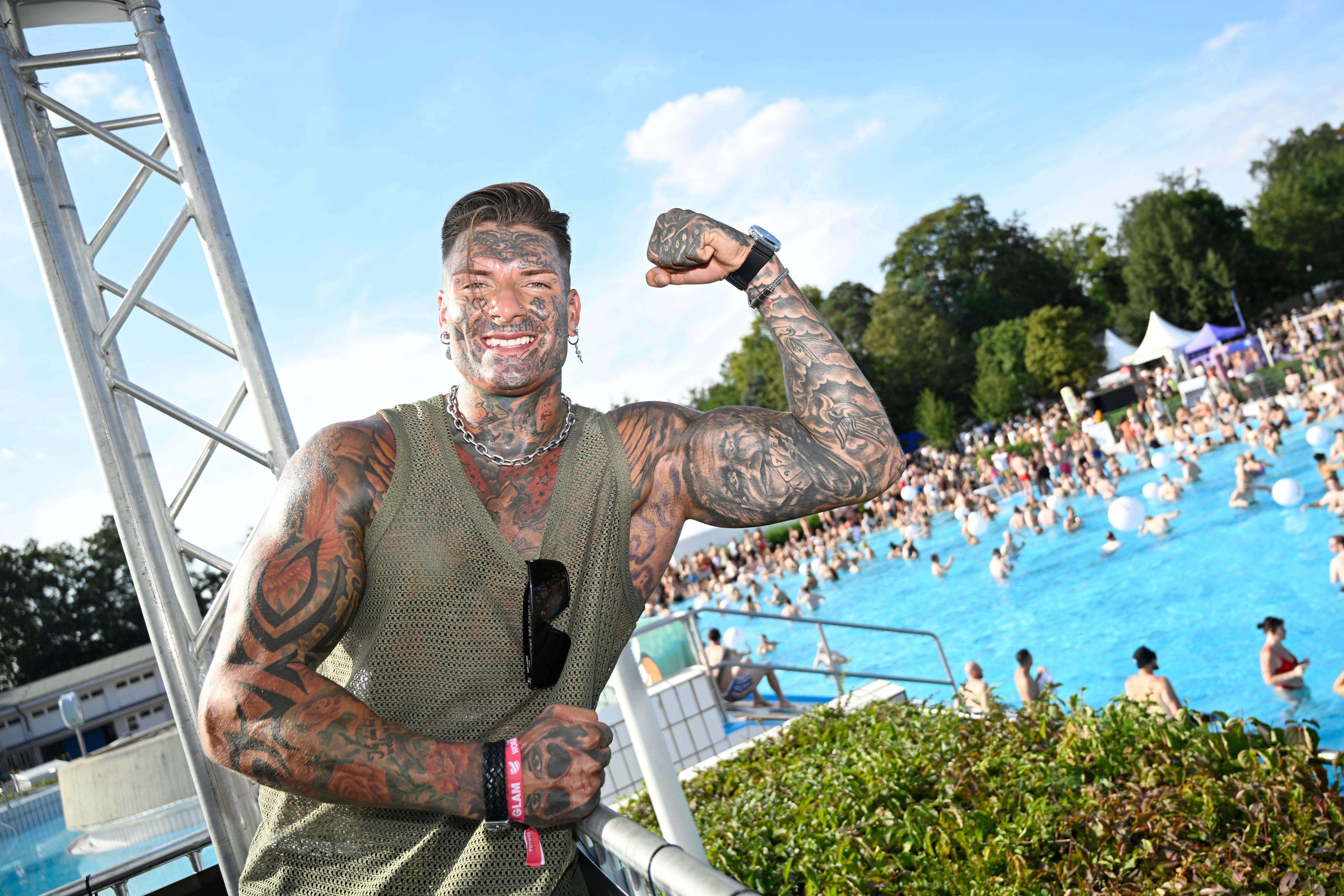 Liebe mit Kim Virginia? Nikolas Ex packt über „Sommerhaus“-Pläne aus