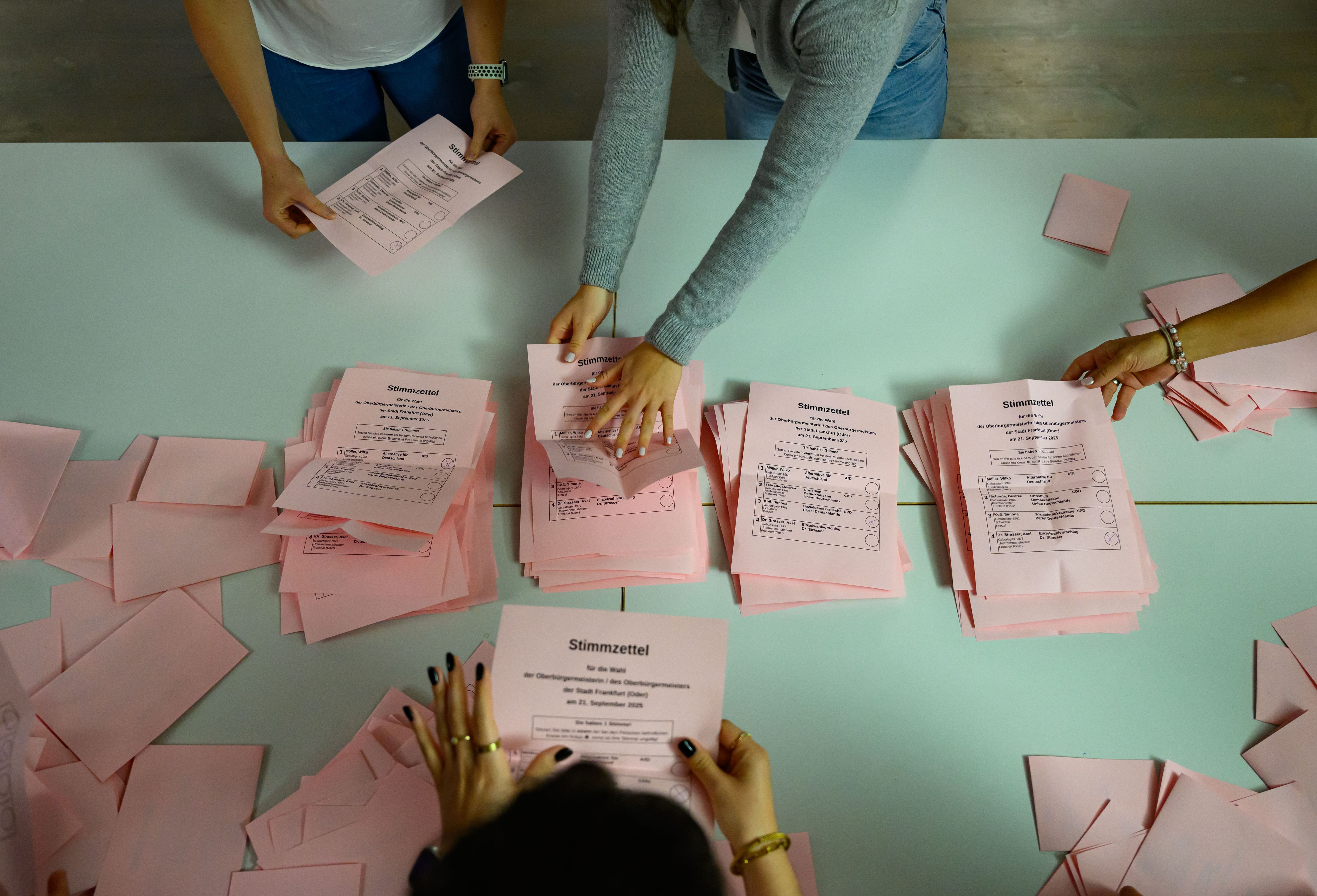 Image - Bürgermeisterwahl in Potsdam und Frankfurt: Wer muss in die Stichwahl?