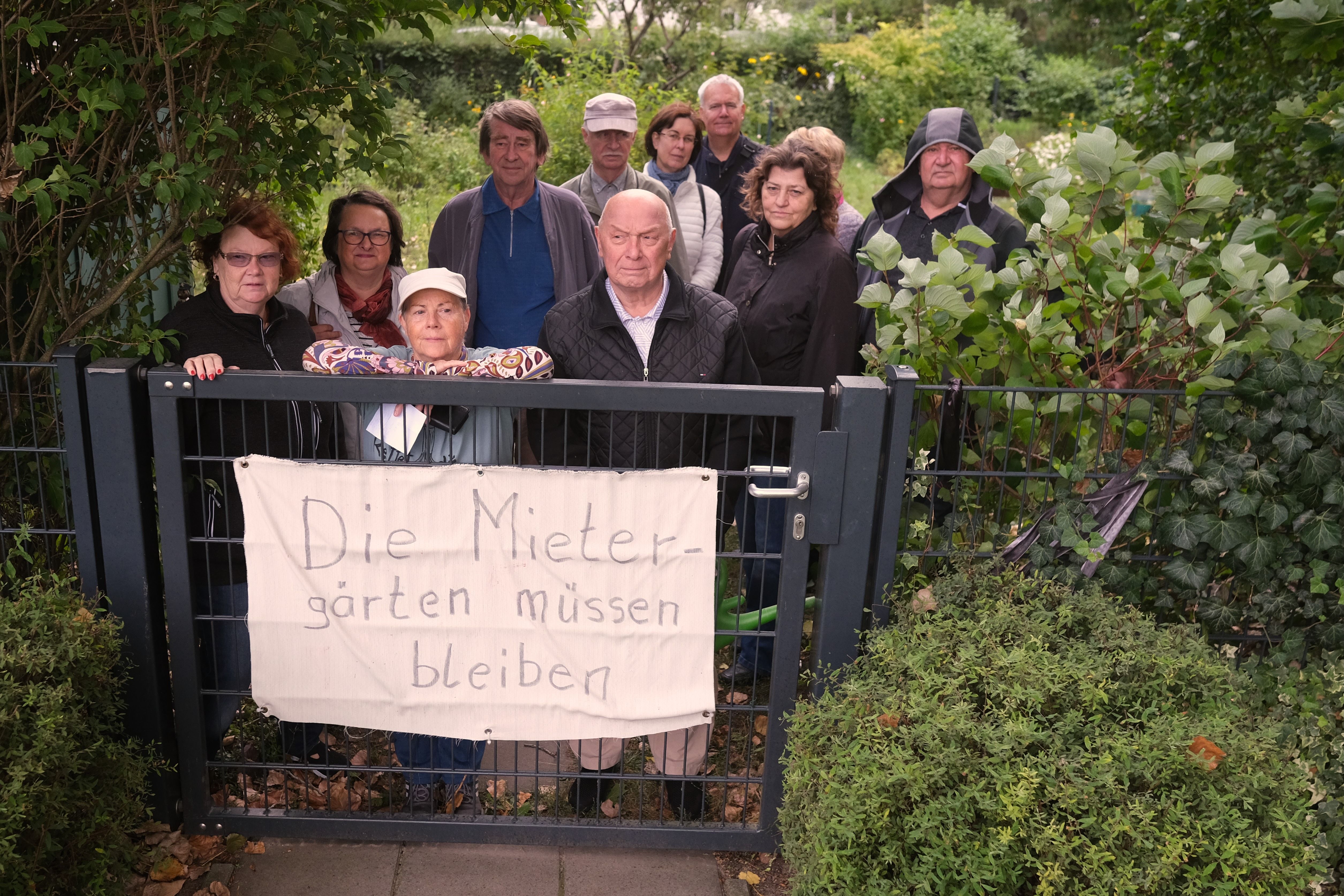 Image - Mieter kämpfen um ihr Hof-Idyll, das der Senat zerstören will