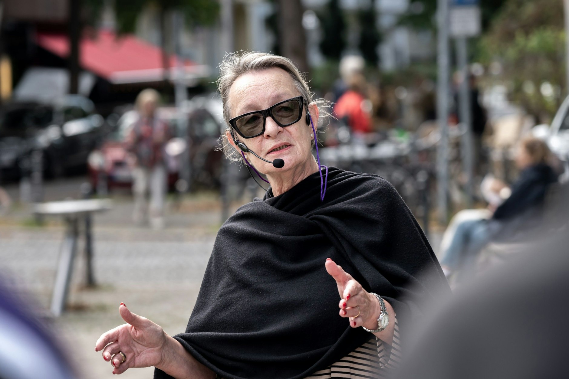 Susanne H. weiß, wie es ist, wohnungslos zu sein. Eines Tages sei ihre Wohnung zwangsgeräumt worden und sie habe plötzlich auf der Straße gestanden.