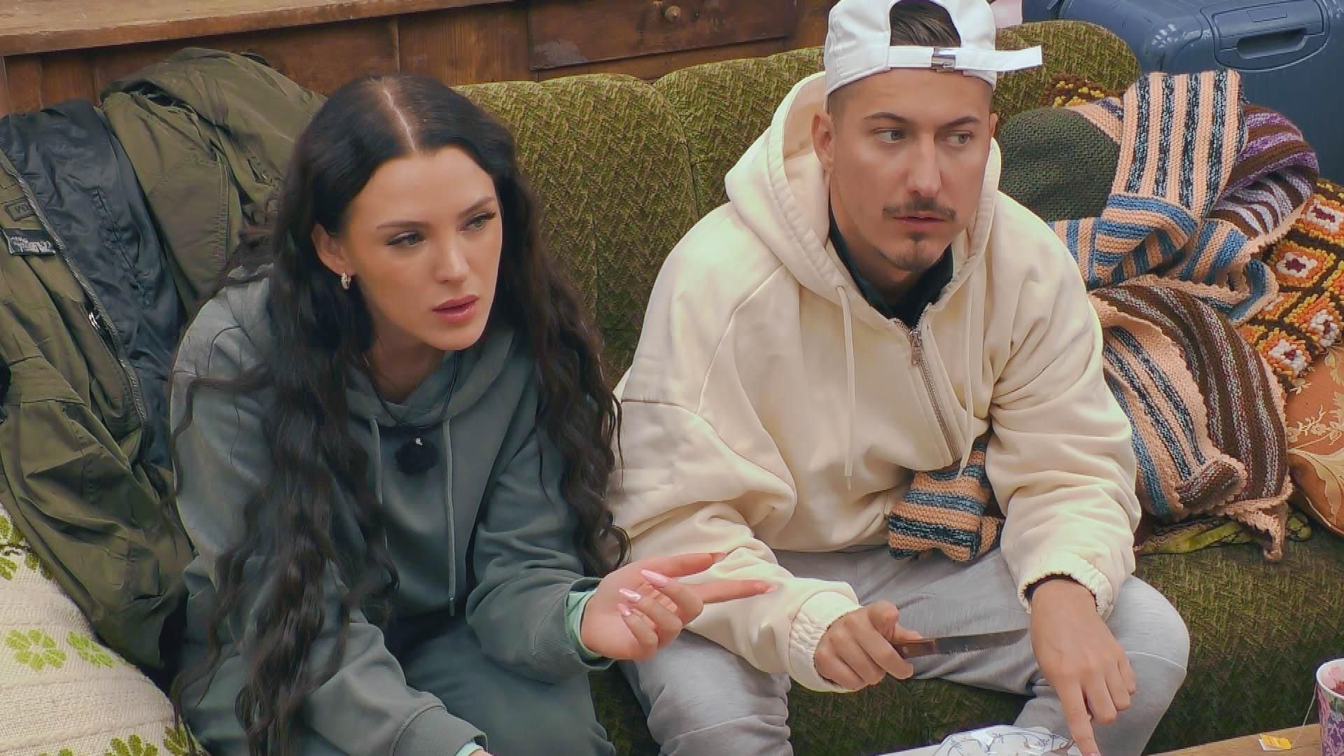 „Sommerhaus“-Kandidat demütigt Freundin im TV: Nächstes Paar will abbrechen