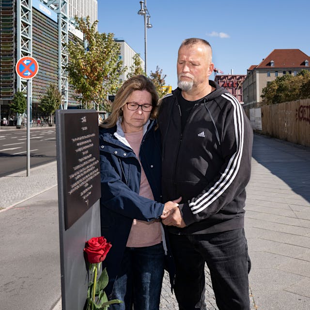 Jeden Tag am Grab – Vater zerbricht am Tod seiner Tochter