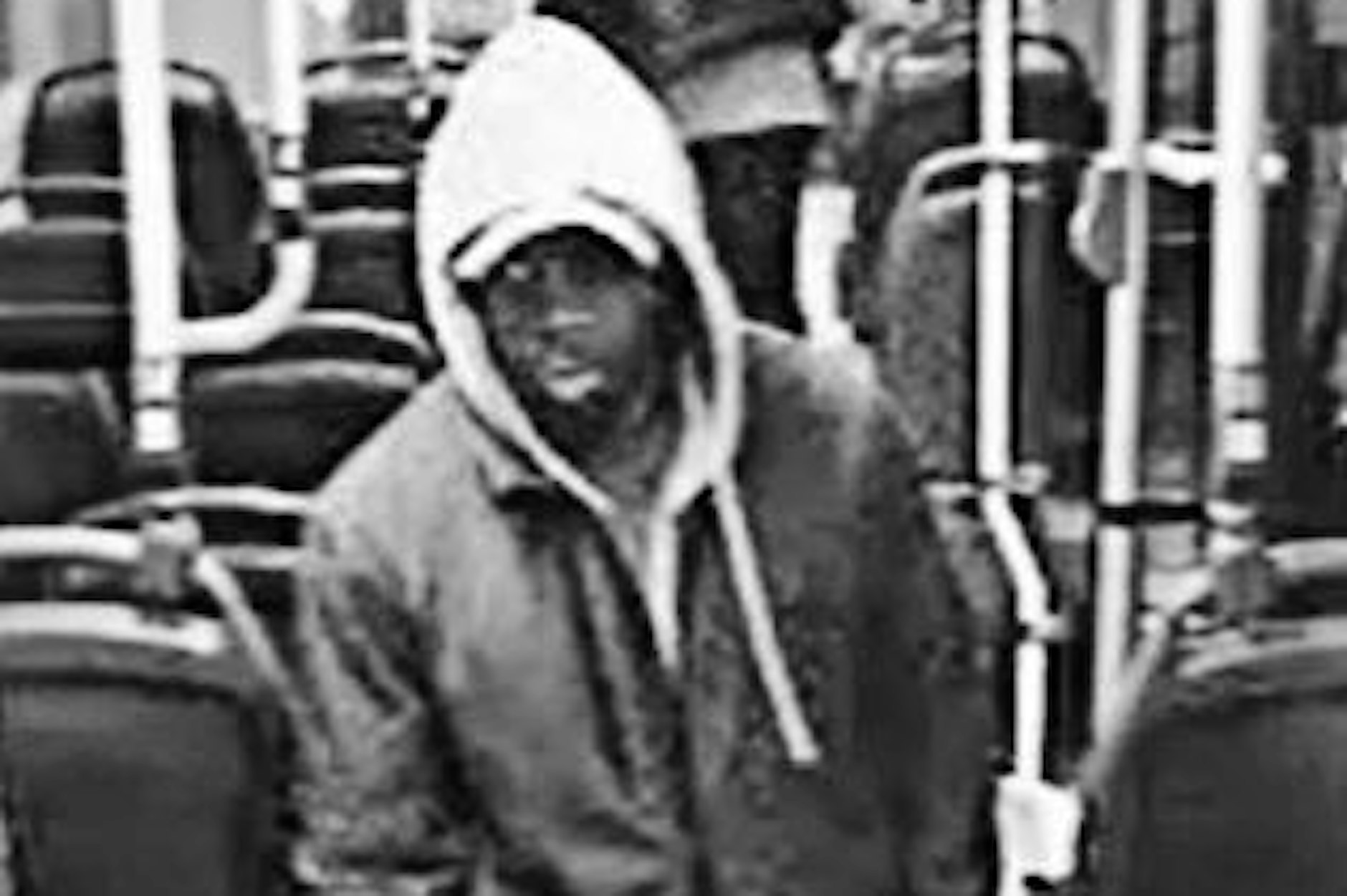 Der Mann war am 23. Oktober 2024 im Bus zur Wohnung seines späteren Opfers gefahren.