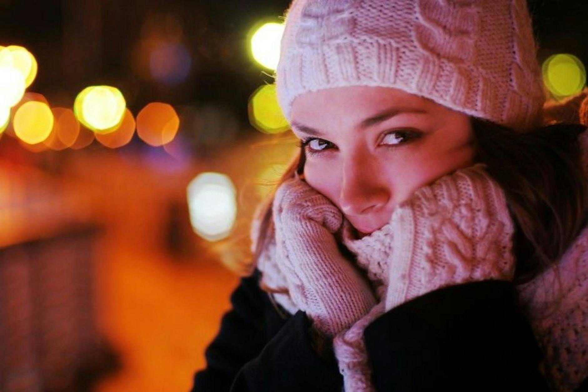 Advents- & Feiertagsreisen: Lichterglanz, Weihnachtsmärkte & festliche Stimmung – jetzt buchen!